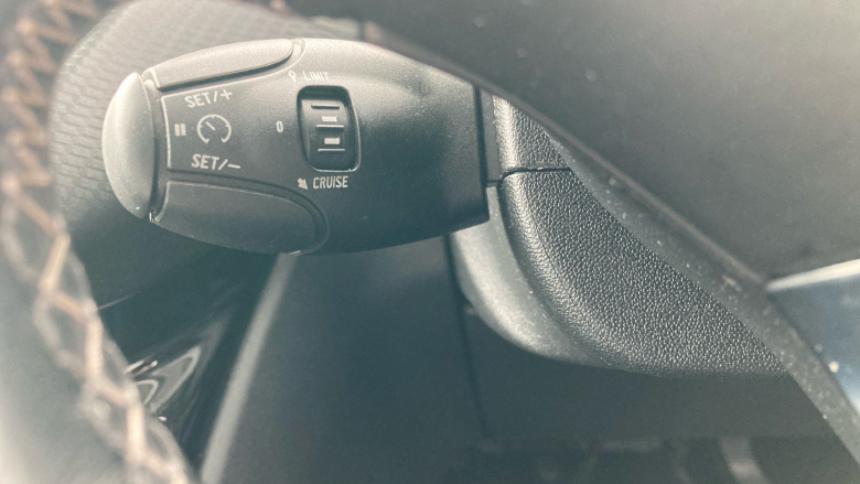 Peugeot 208 1.2 PureTech 82 Tech Edition 5dr [Start Stop] Petrol Hatchback